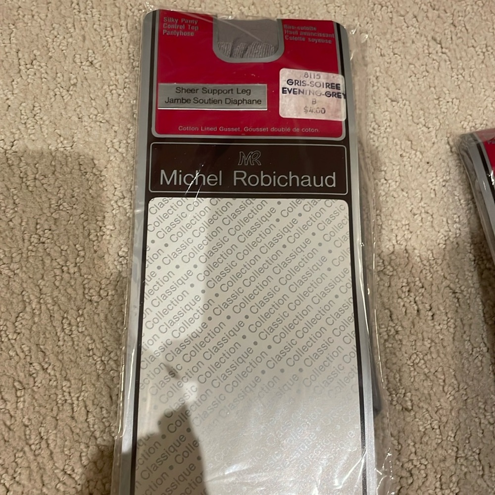 Michel Robichaud Nylons 🏯
